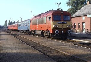 Diesel vonat mozdony