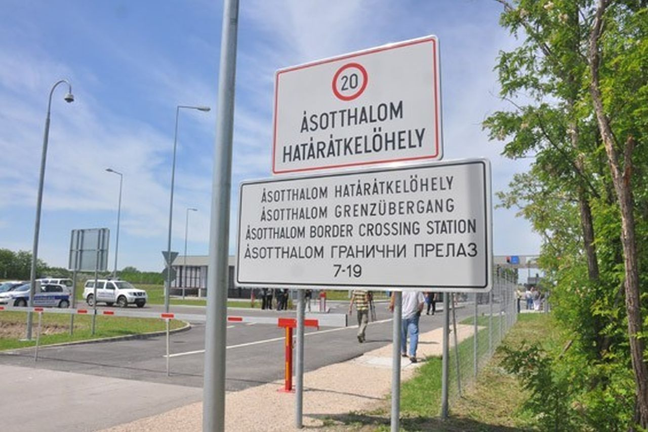 ásotthalmi határátkelő