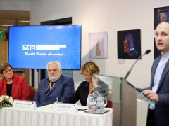 Karikó Katalin, Szeged, SZTE, egyetem, kutató, kiállítás