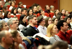 Szeged, SZTE, Szabadegyetem, Kozma-Vízkeleti Dániel, előadás TIK