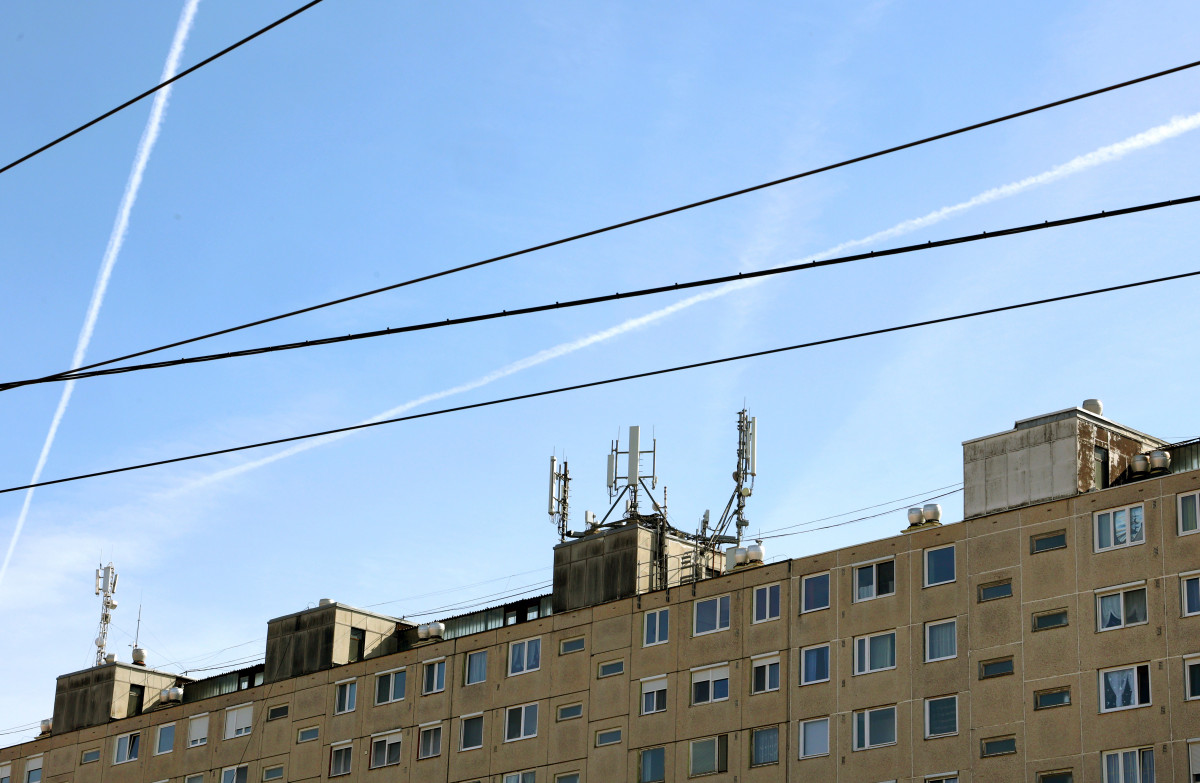 Hódmezővásárhely, panelház, antenna