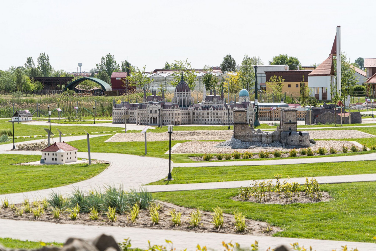 mórahalmi makettpark