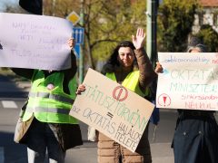 Szeged, Egységes Szülői Front, Mars tér, oktatás, demonstráció