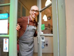 Szeged, Jarjabka Zoltán, barista, Kék Elefánt kávézó, kávézó, kávé, vendéglátás