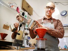Szeged, Jarjabka Zoltán, barista, Kék Elefánt kávézó, kávézó, kávé, vendéglátás