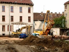 Szeged, Gutenberg utca, KÉSZ, irodaház, épít, belváros