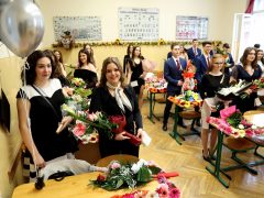Szeged, Kőrösy József Közgazdasági Technikum, ballagás, iskola, diákok, Stefánia