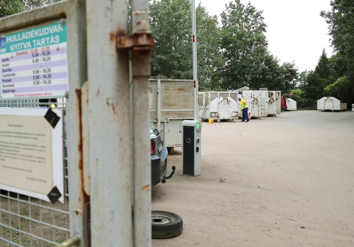 Szeged, Alsóvárosi hulladékudvar, hulladákudvar, szemét, MOHU MOL