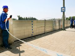 Szeged, mobil partfal, árvízvédelem, árvíz, Tisza, gát, építési gyakorlat