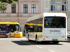 Szeged, Volánbusz, elektromos busz, közlekedés, tömegközlekedés, utazás, bemutató, Széchenyi tér