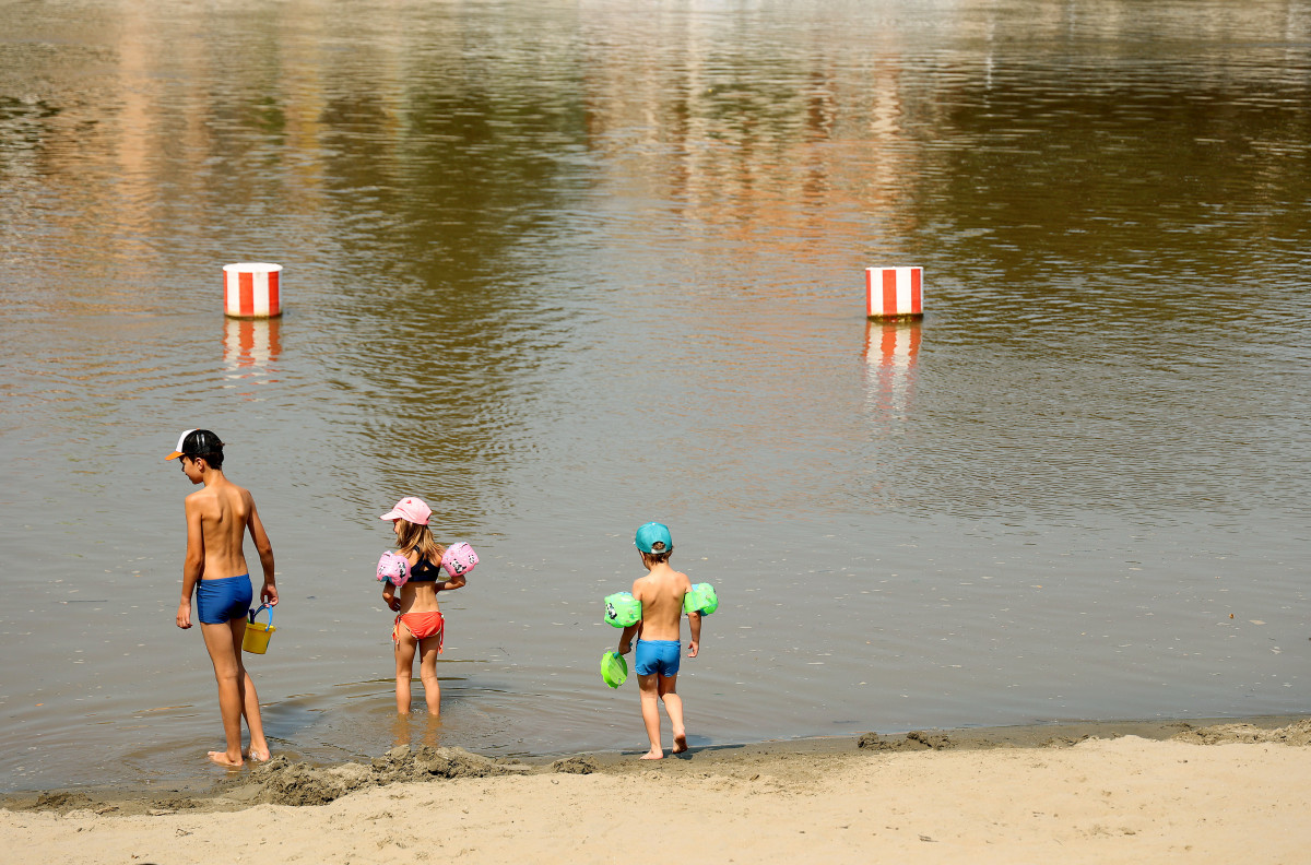 Szeged, meleg, nyár, kánikula, hőség, hőségriasztás, strand, fürdő, időjárás, Tisza