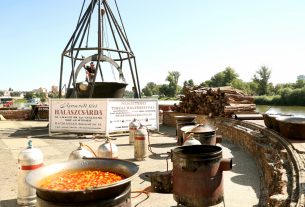 Szeged, Nemzetközi Tiszai Halfesztivál, Halfesztivál, hal, rakpart, Partfürdő, paprika, ejtőernyős, gasztronómia, turizmus