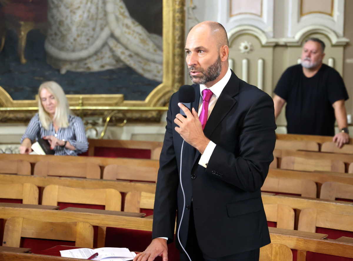 Szeged, közgyűlés, városháza, önkormányzati képviselő, Szabó Bálint