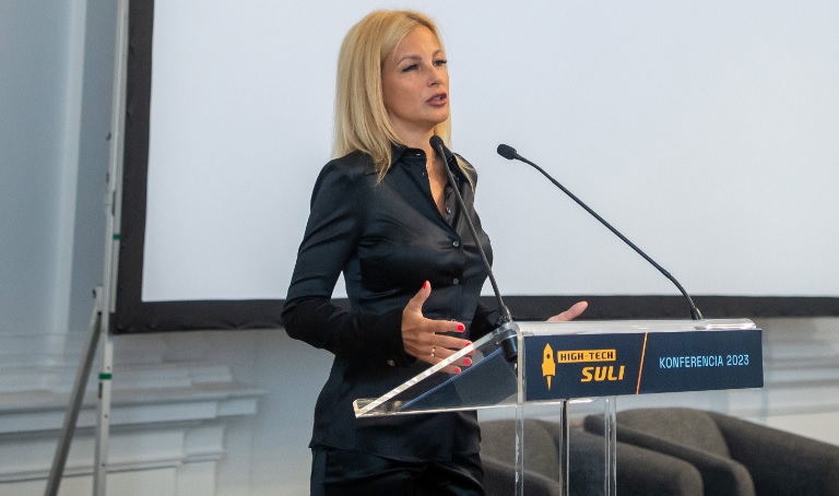 Várkonyi Andrea