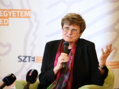 Szeged, Karikó Katalin, Nobel-díj, kutató, kutatóprofesszor, köszöntés, SZTE, Szegedi Tudományegyetem, ünnepi ülés, egyetem