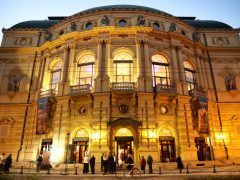 Szeged, Szegedi Nemzeti Színház, 140 éves, gálaműsor, emléktábla, avatás, ünnepség, kultura, színház