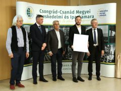 Szeged, frissen végzett mesterek, mesterlevél, Iparkamara, oktatás
