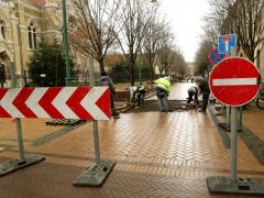 Szeged, burkolatjavítás, lezárás, Gutenberg utca, űtépítés