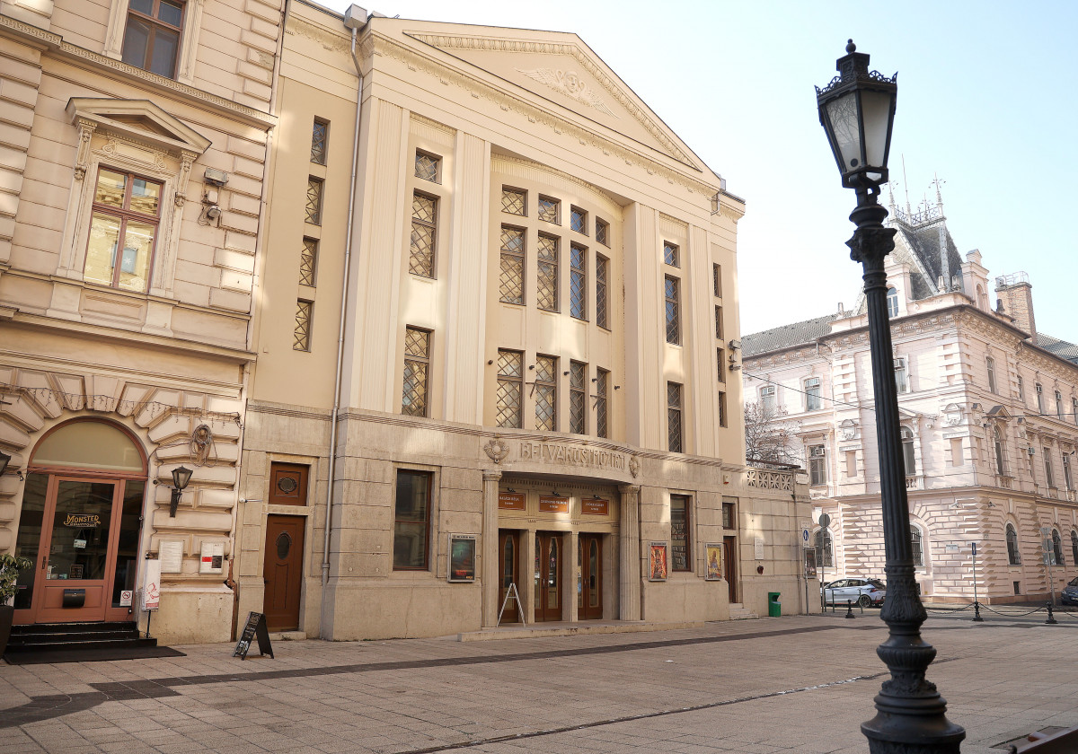 Szeged, Belvárosi mozi, mozi, szórakozás, film