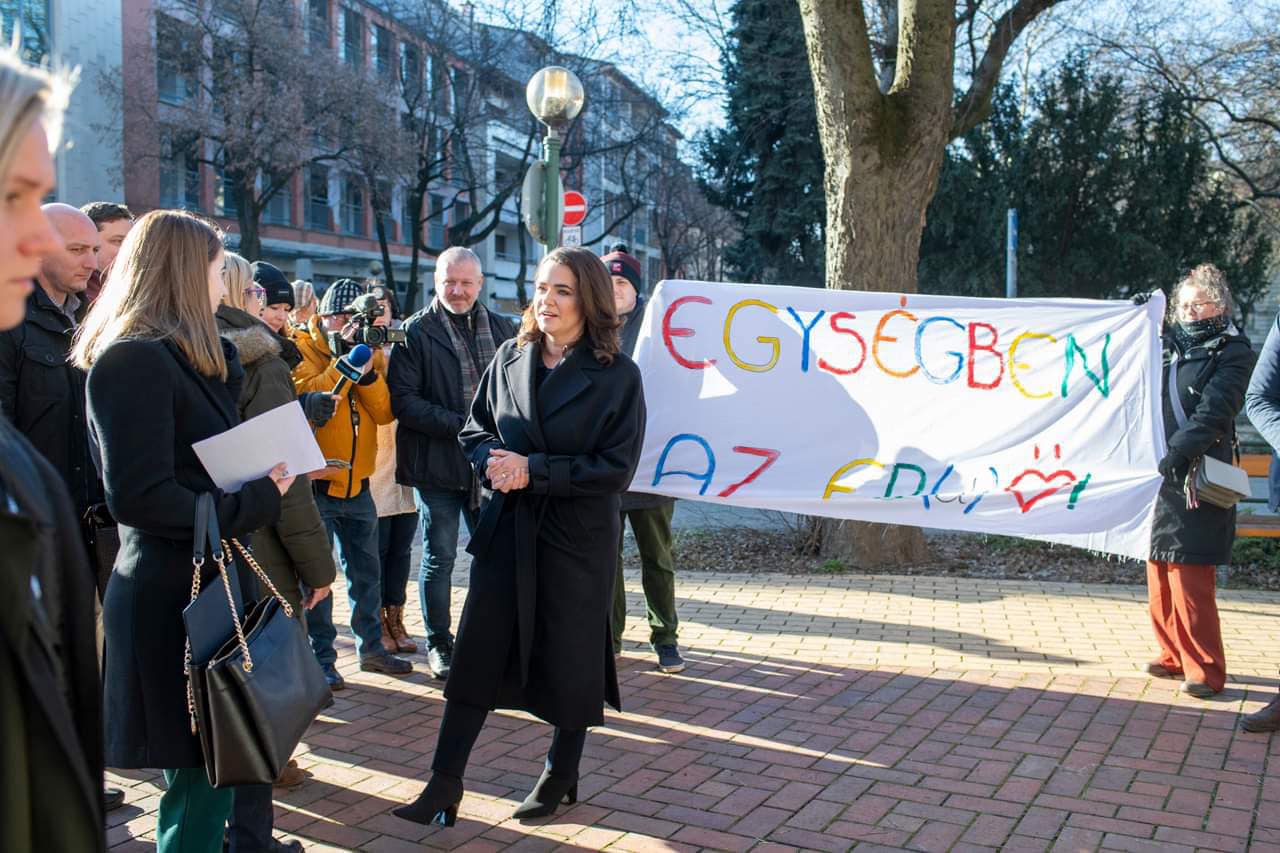 Novák Katalin szegedi tüntetők