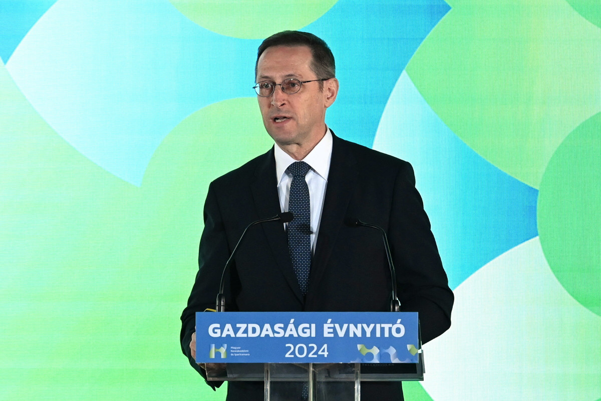 Budapest, 2024. március 4. Varga Mihály pénzügyminiszter beszédet mond a Magyar Kereskedelmi és Iparkamara budapesti gazdasági évnyitóján 2024. március 4-én. MTI/Máthé Zoltán