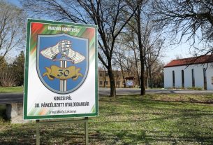 Hódmezővásárhely, Magyar Honvédség Kinizsi Pál 30. Páncélozott Gyalogdandár, honvédség, laktanya, katonaság