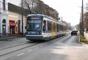 Hódmezővásárhely, tram train, közlekedés, villamosvasút, tömegközlekedés, utazás