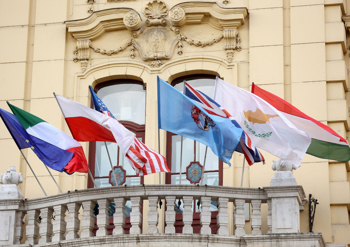 Szeged, Szeged napja, ünnep, díszközgyűlés, városháza, díszpolgári cím, Pro Urbe-díjak, zászlók