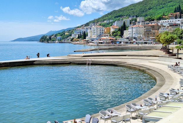 Horvátország, Opatija, strand, Adria tenger, tenger, tengerpart, nyaralás, utazás, turizmus
