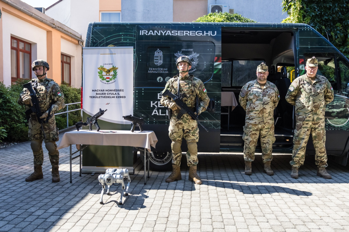 A Magyar Honvédség toborzókampányának rendezvénye Barcson