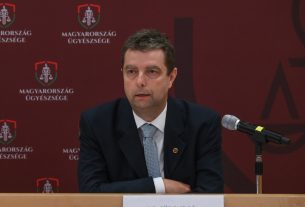 Fürcht Pál főügyész a Központi Nyomozó Főügyészség