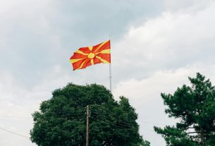 Macedónia. Zászló. Választások.