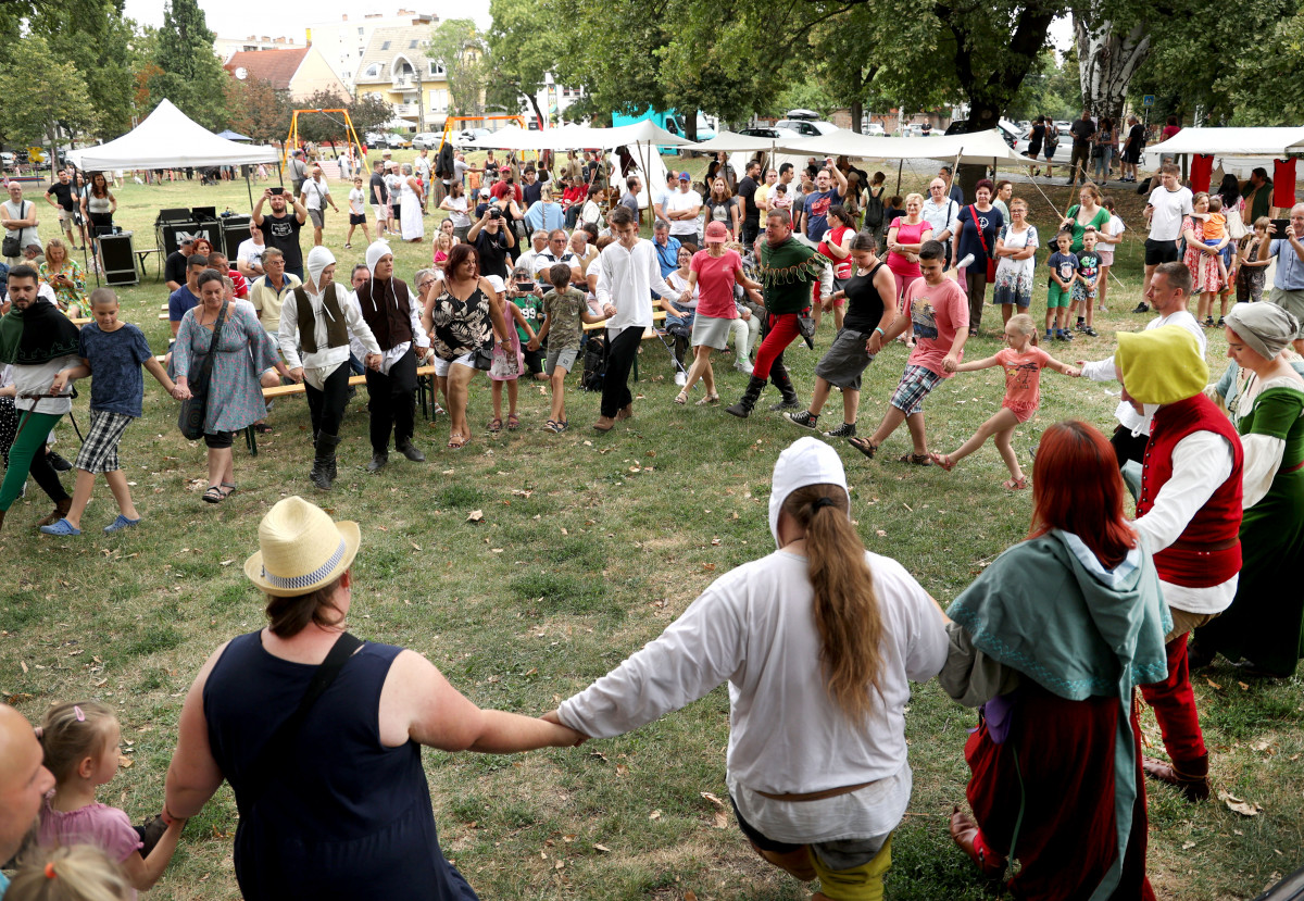 Szeged, Nándorfehérvári Emléknap, Mátyás tér