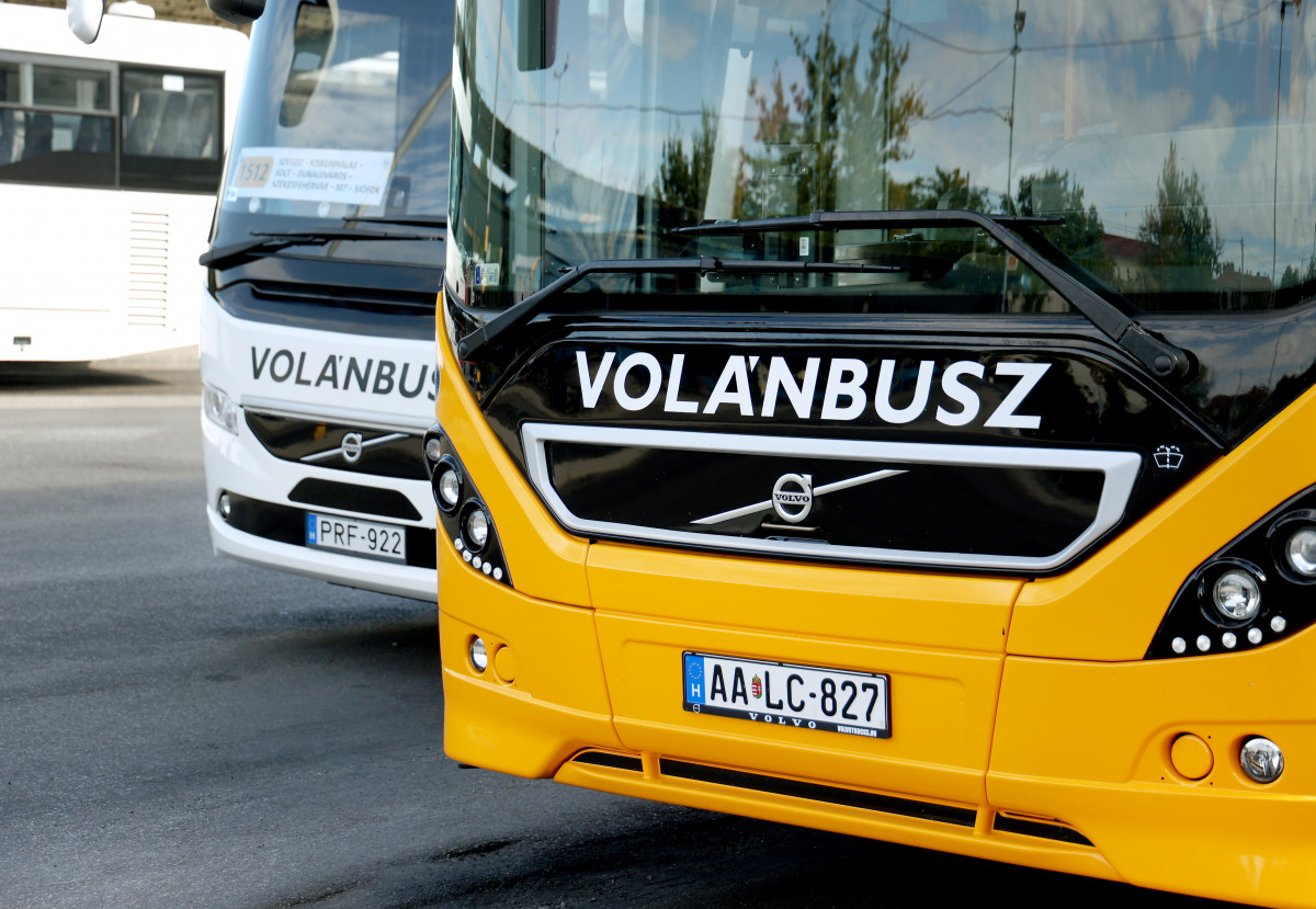 Szeged, Volán busz, busz, Mars tér, buszpályaudvar, közlekedés, tömegközlekedés