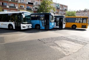 Szeged, Volán busz, busz, Mars tér, buszpályaudvar, közlekedés, tömegközlekedés