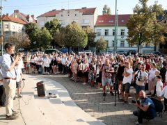 Szeged, bezárt Wesley iskola, Wesley iskola, iskola, oktatás, tanítás, gyerekek, diákok, tanévnyitó, kormányhivatal, Iványi Gábor