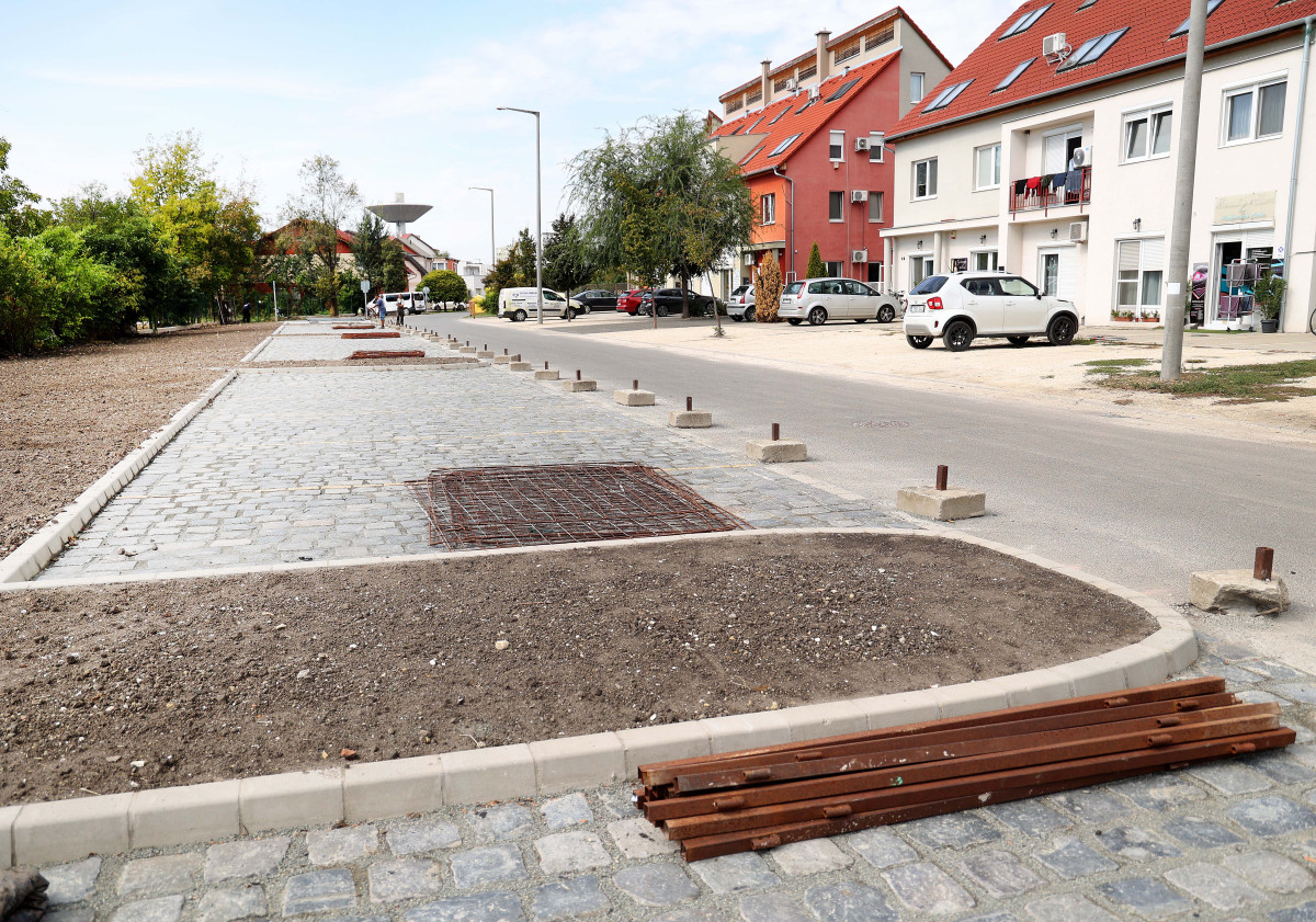 Szeged, parkoló, Bibó István utca, Molnár Zoltán, lakótelep