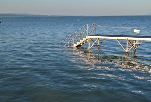 Balaton, Tihany, turizmus, utazás, strand