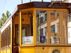 Szeged, Szegedi Villamosközlekedés, 116. éves, születésnapját ünnepli. Ebből nosztalgiavillamos, villamos, tömegközlekedés, Nagyállomás, Indóház tér, SZKT