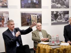 Szeged, Erdős André, ENSZ nagykövet, fotókiállítás, Fekete Ház, Móra Ferenc Múzeum, múzeum, diplomata, Jonathan Lacôte, francia nagykövet