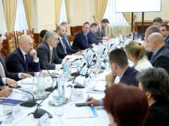 Szeged, Lázár János, városháza, Botka László, értekezlet, plenáris ülés, tárgyalás, közlekedés, politika
