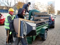 Szeged, elektronikai hulladékgyűjtés, hulladék, szemét, Csongrád-Csanád Vármegyei Kormányhivatal, Kormányhivatal, Rákóczi tér