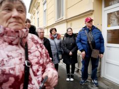 Szeged, Csongrád-Csanádi Kereskedelmi és Iparkamara, Kamara, emléktábla, Szegedi Hangszergyár, Hétvezér utca 9.