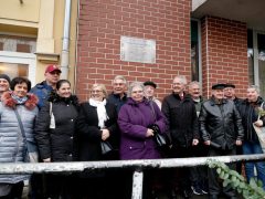 Szeged, Csongrád-Csanádi Kereskedelmi és Iparkamara, Kamara, emléktábla, Szegedi Hangszergyár, Hétvezér utca 9.