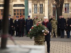 Szeged, doni áttörés áldozatai, megemlékezés, kormányhivatal, Rákóczi tér, koszorúzás