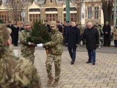 Szeged, doni áttörés áldozatai, megemlékezés, kormányhivatal, Rákóczi tér, koszorúzás