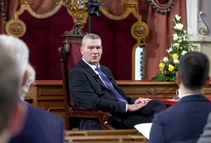 Szeged, Botka László, polgármester, költségvetés, beszámoló, városháza, cégvezetők