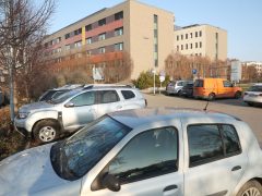 Szeged, parkolás, Újklinika, fizetős, klinikai parkoló, beléptető rendszer