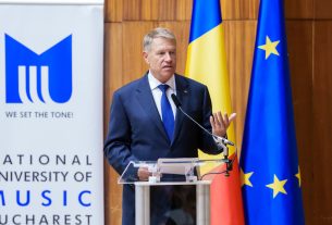 Lemondott Klaus Iohannis román államfő. Fotó: Klaus Iohannis hivatalos Facebook-oldala