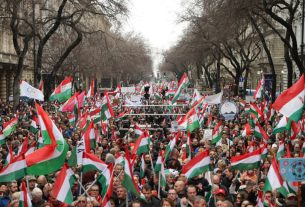 Magyar Péter. Március 15. Budapest. Fotó: szeretlekmagyarorszag.hu